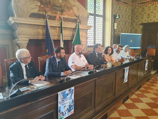 I relatori alla conferenza stampa dei Tricolori di Rovereto 2025