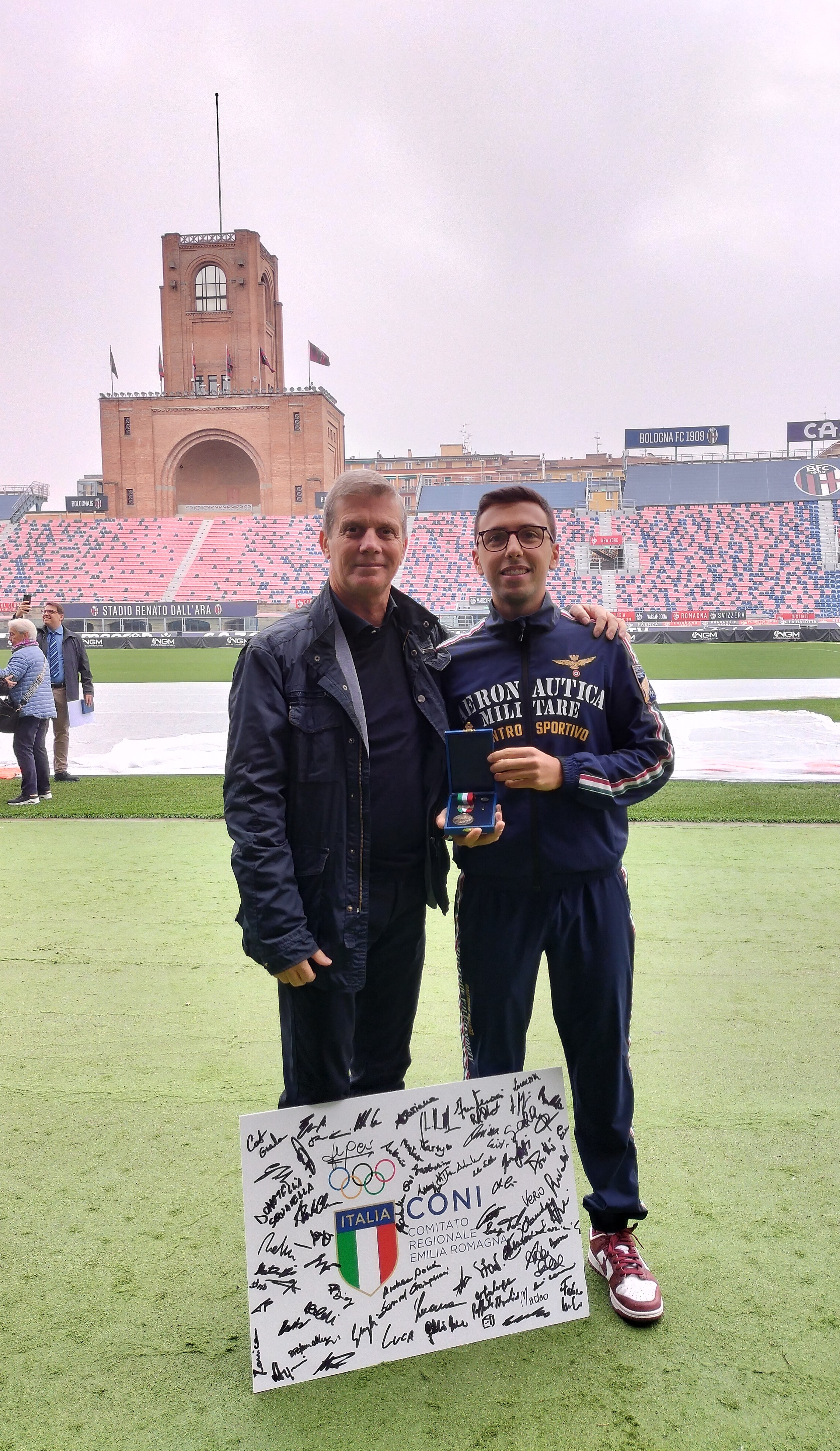 Emilia Romagna: premiato, allo Stadio Dall'Ara, Federico Musolesi