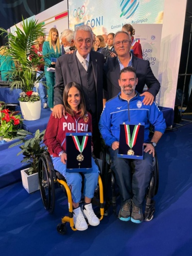Gli iridati paralimpici Enza Petrilli e Stefano Travisani ricevono il Collare d'Oro