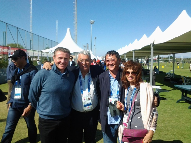 Il presidente Scarzella con il presidente della Federazione russa Vladimir Esheev accompagnato dalla moglie e Sergey Bubka