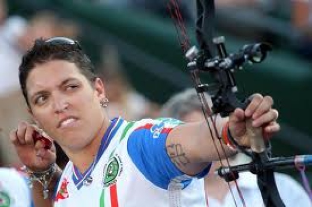 World Cup: compound femminile da urlo, mixed team ko