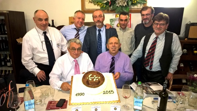 Foto di gruppo con il Presidente Scarzella e il Presidente C.R. Veneto Zecchinato