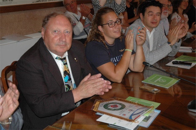 Il presidente del Comitato ORganizzatore Luciano Trevisson con l'azzurra Guendalina Sartori