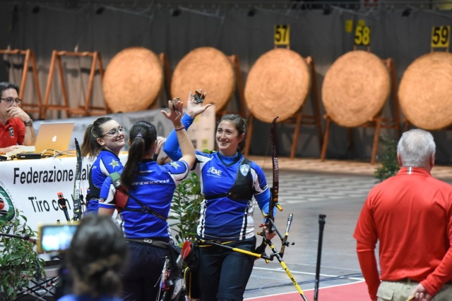 Le campionesse dell'arco olimpico femminile degli Arcieri Torrevecchia