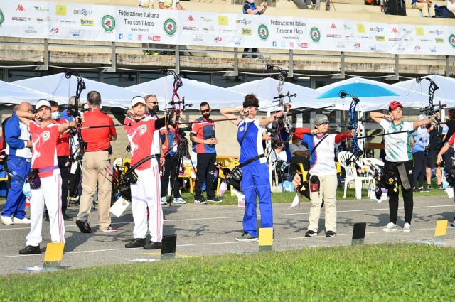 Tricolori Outdoor: assegnati i Titoli di Classe Compound. Domani gli Assoluti