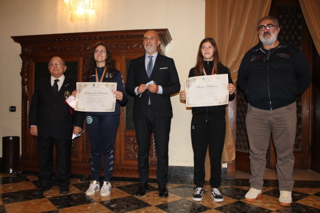 Di Francesco e Trabucco premiate dal Sindaco di Pescara