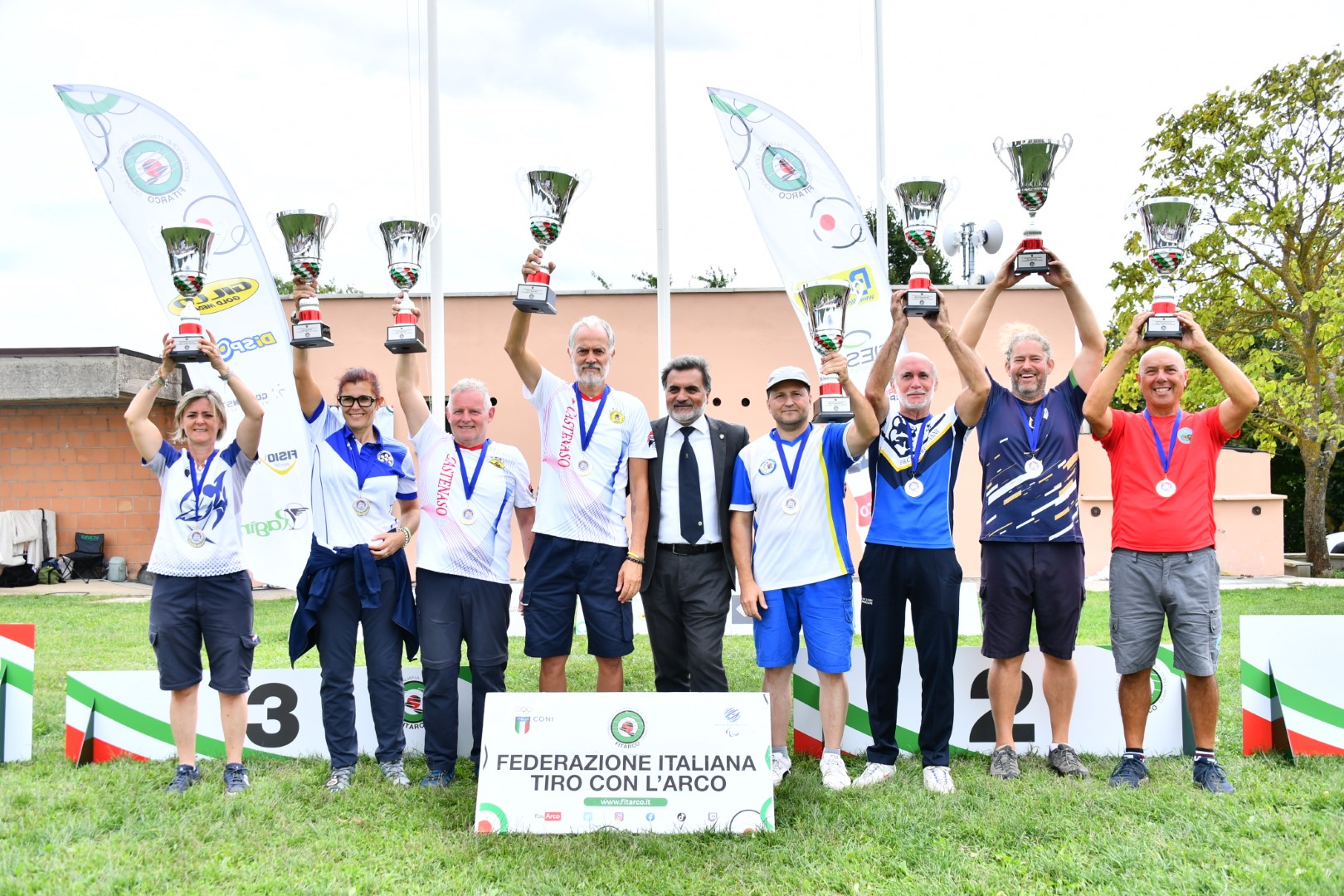 i vincitori assoluti arco nudo e compound