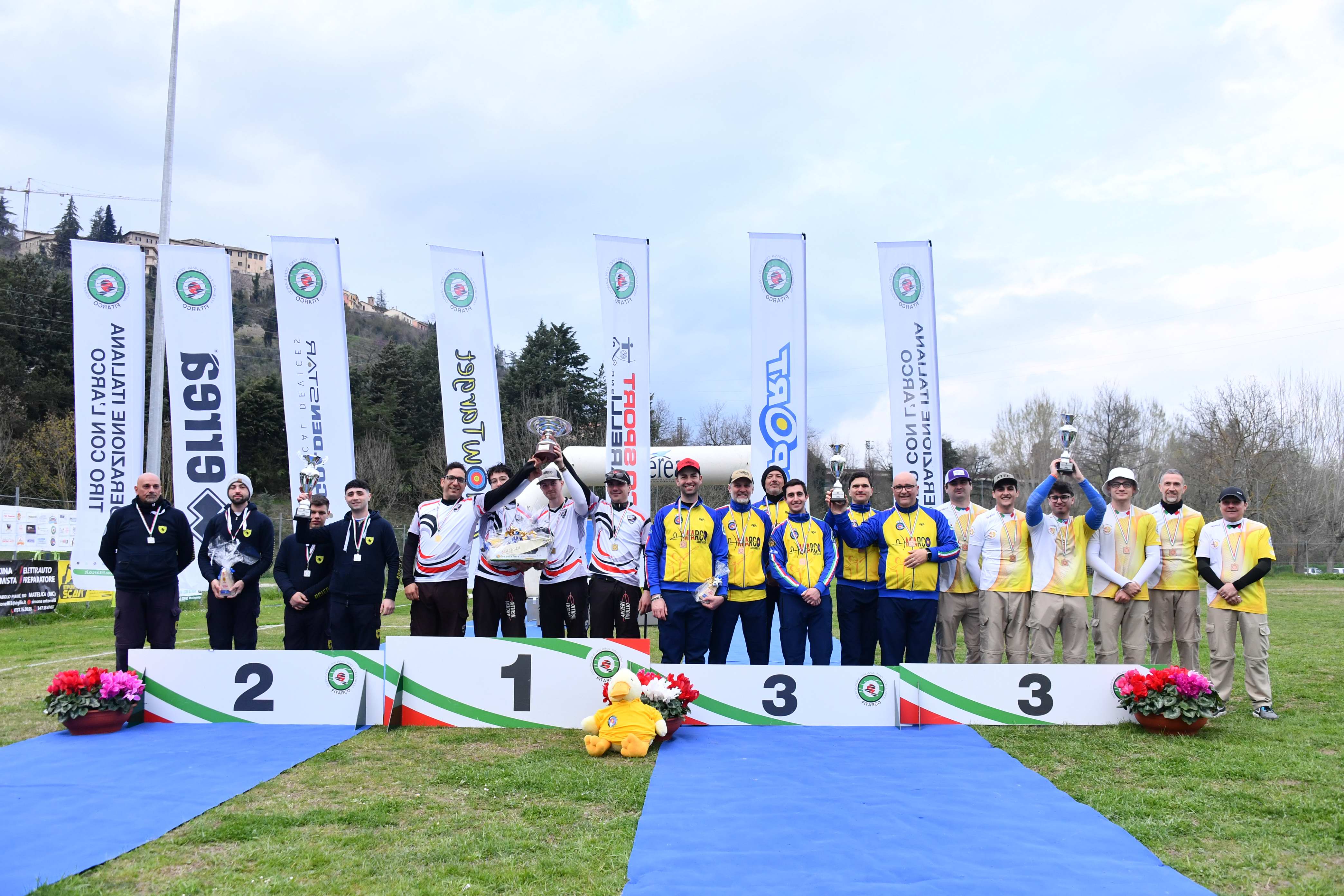 il podio maschile del campionato di società 2026