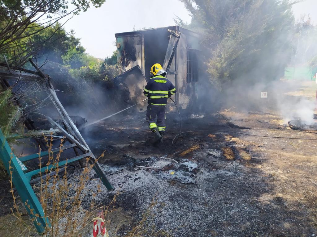 Incendio al deposito degli Arcieri Arechi Salerno