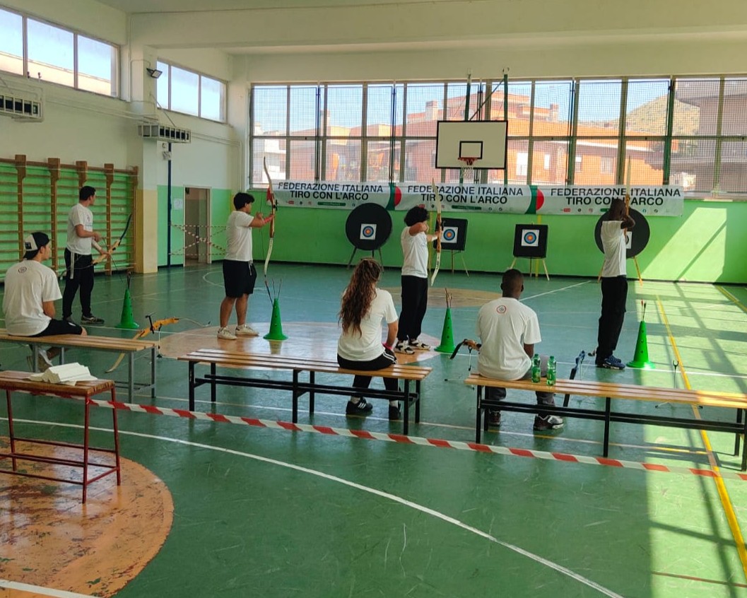 Lazio, al Liceo Fermi Olivieri di Tivoli il torneo finale di tiro con l'arco
