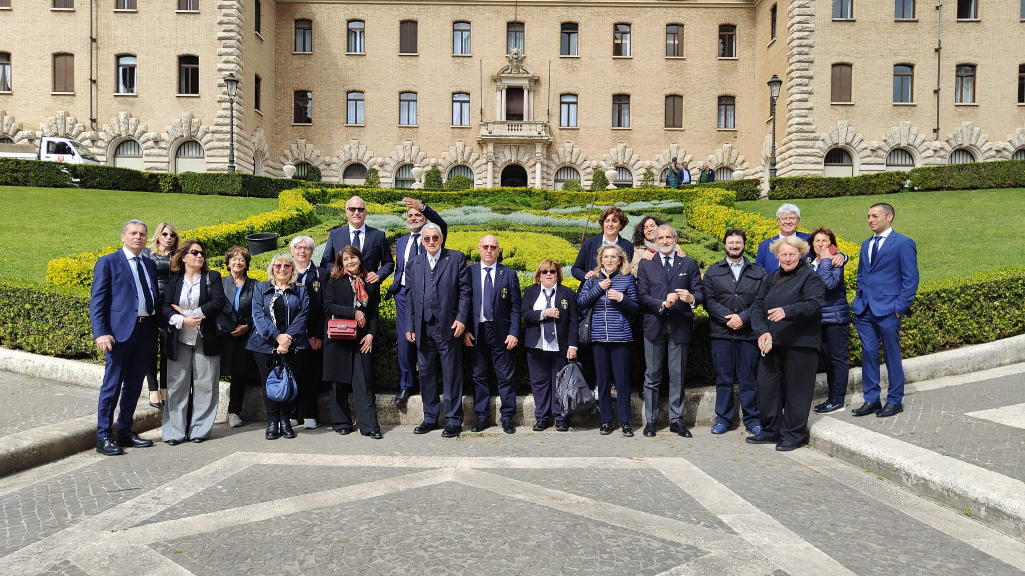 la rappresentanza della Federazione durante la visita a Città del Vaticano