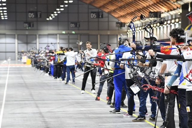 images/news_2023/Campionati_Italiani_Indoor_Rimini_912_marzo/linea_di_tiro_compound.jpg