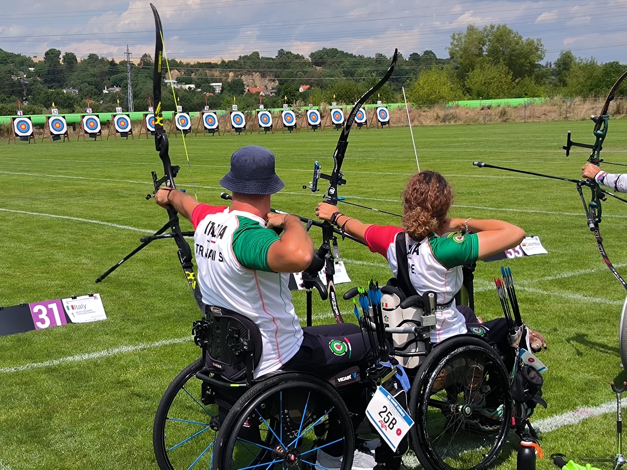 images/news_2023/World_Para_Archery_Pilsen_CZE/Mijno_Travisani_mixed_team.jpg