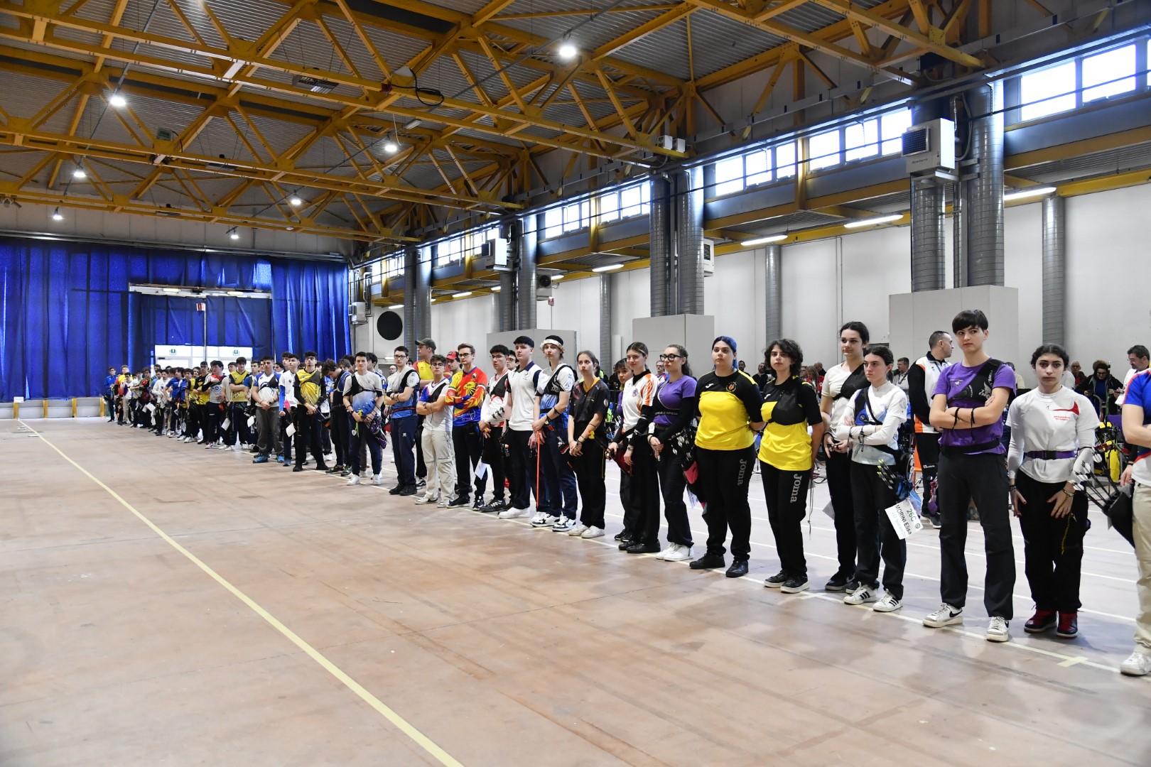 images/news_2024/Campionati_Italiani_Indoor_Pordenone/apertura_olimpico_giovanile.jpg