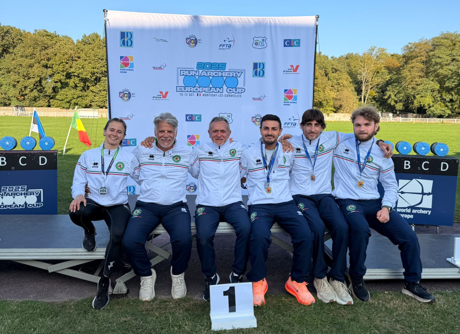 run archery medagliati con tecnici