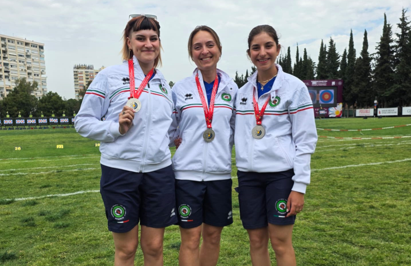 azzurre compound argento ok